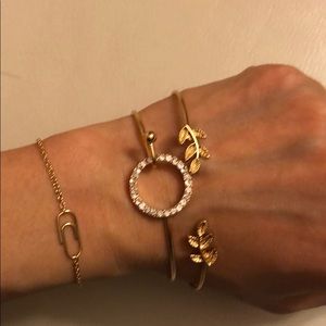 Minimalist fashion bracelets